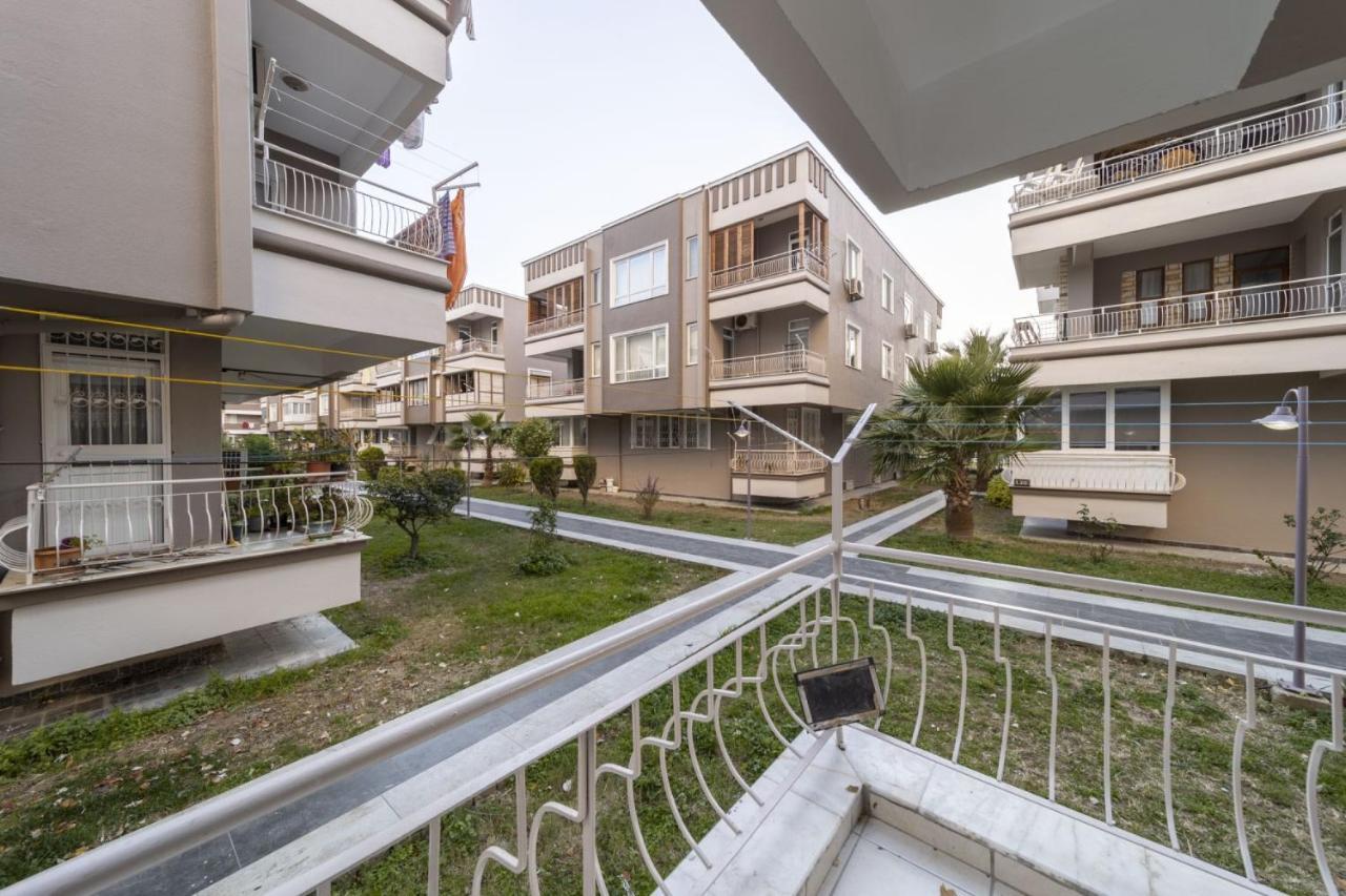 Vibrant Flat With Lovely Balcony In Muratpasa 안탈리아 외부 사진